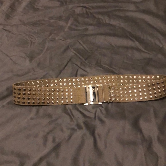 Brown studded belt - Picture 1 of 4